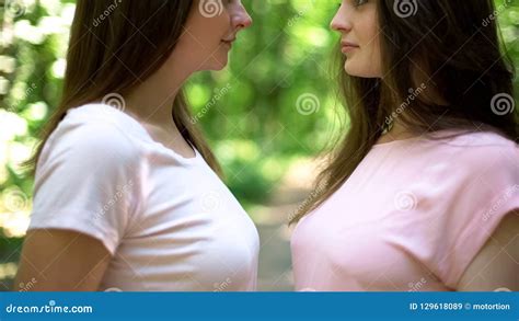 Lesbian Porn Videos .